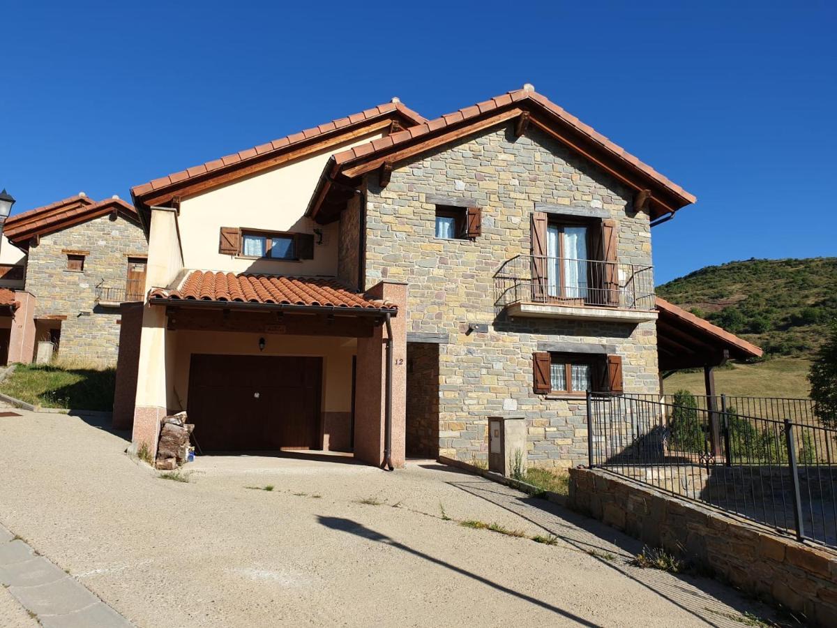 Chalet en el Pirineo de Aragón Neril Exterior foto